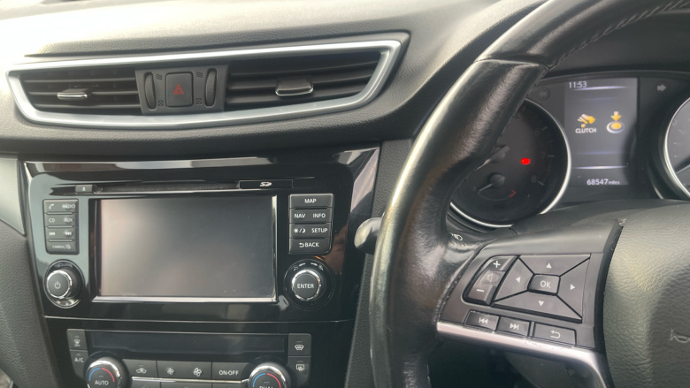 Nissan Qashqai 1.6 DiG-T Tekna 5dr Petrol Hatchback